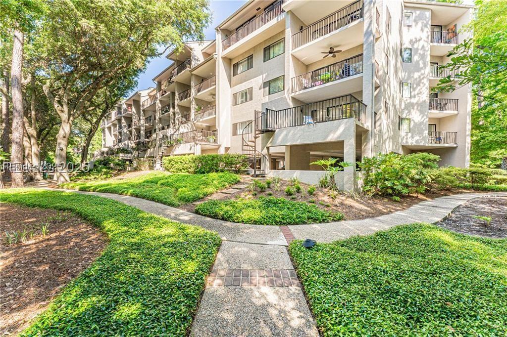 3 Wimbledon Ct. #104, Hilton Head Island, SC 29928