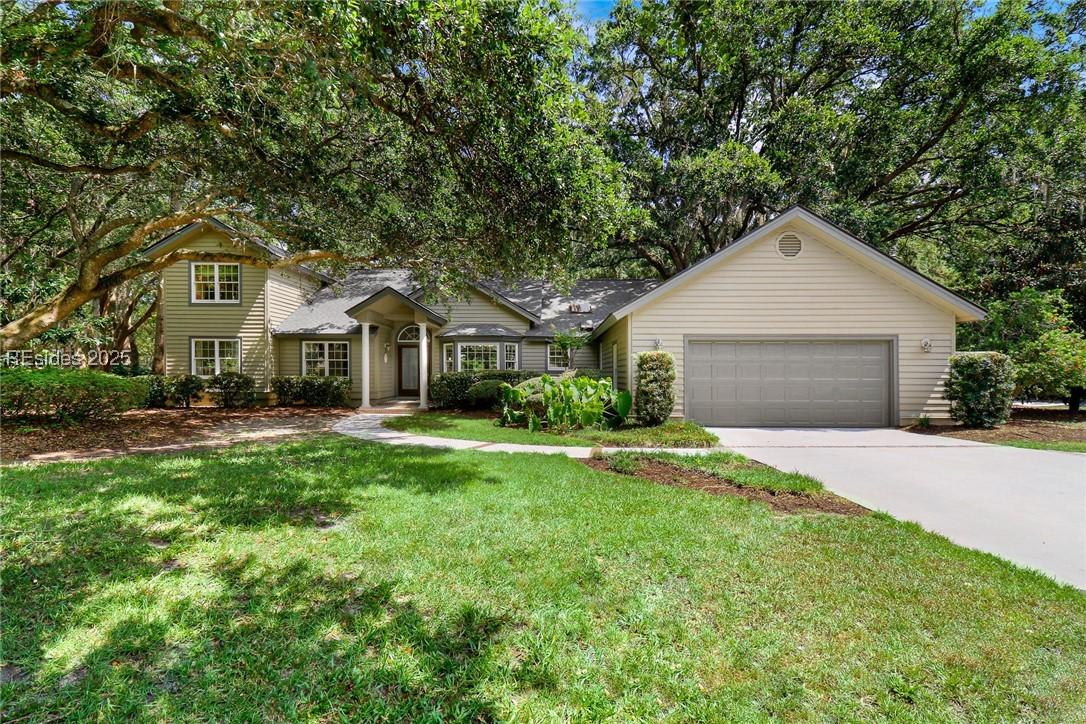 17 Dahlgren Ln., Hilton Head Island, SC 29928
