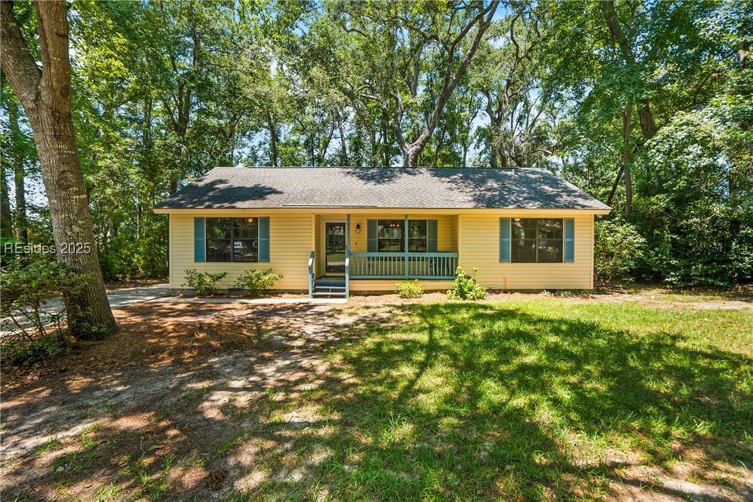 4011 Magnolia St., Beaufort, SC 29906