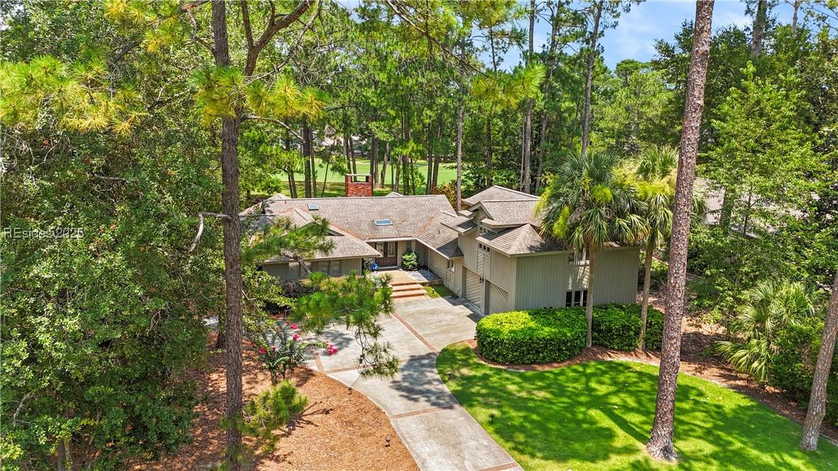 34 Club Course Dr., Hilton Head Island, SC 29928