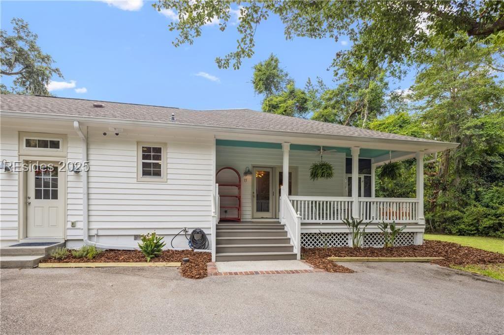 15 Palmetto Beach Dr., Bluffton, SC 29910