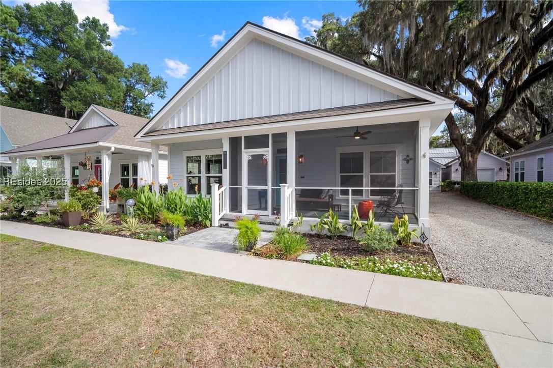 807 12th St., Port Royal, SC 29935