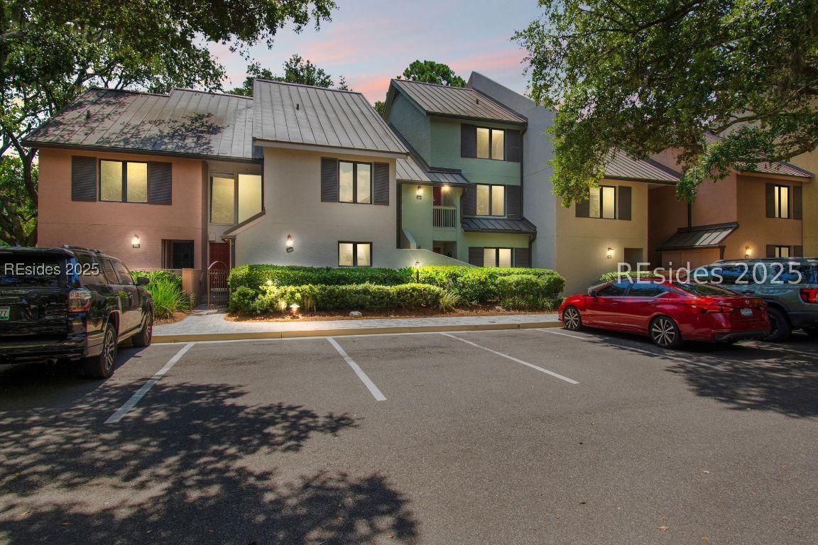 2 Lighthouse Ln. #821, Hilton Head Island, SC 29928