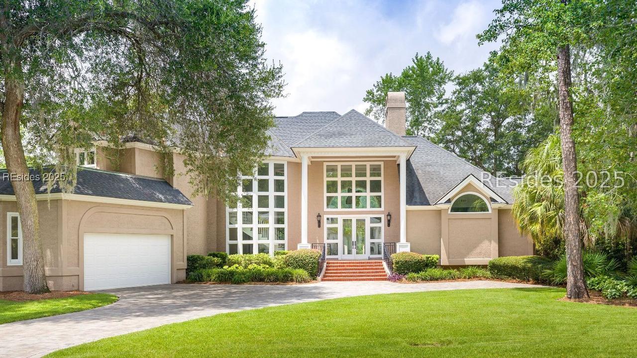 11 Yorkshire Dr, Hilton Head Island, SC 29928