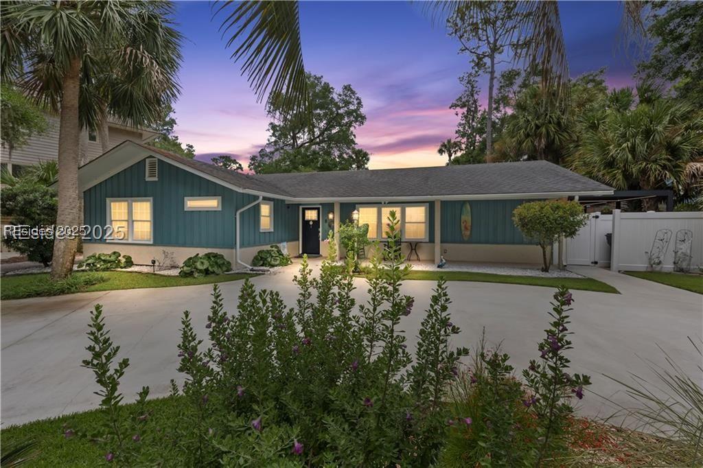 8 Flamingo St., Hilton Head Island, SC 29928
