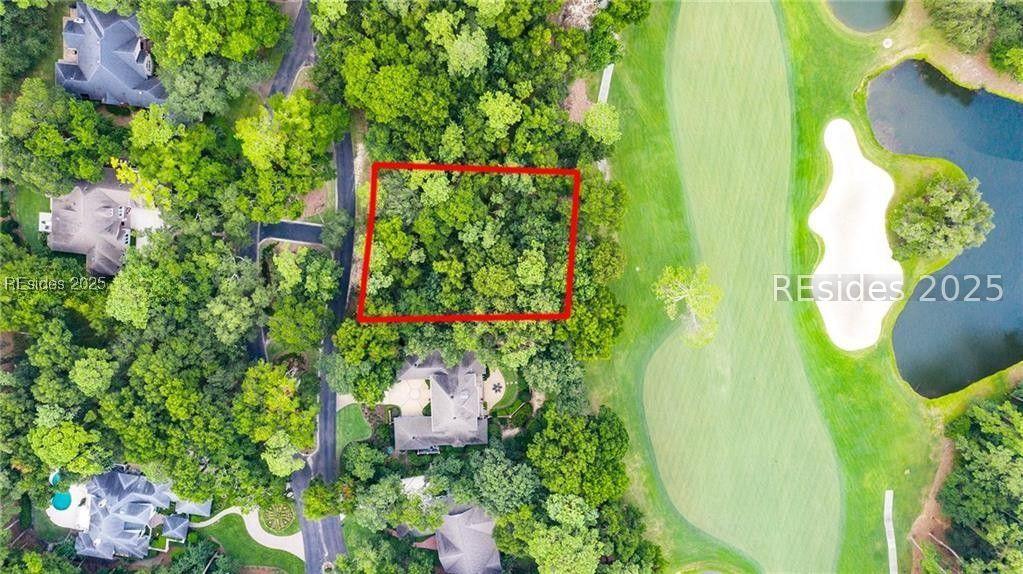 18 Hawthorne Rd., Bluffton, SC 29910