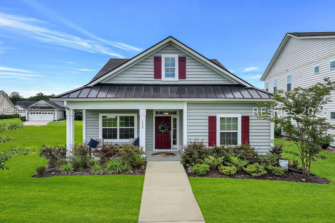 112 Hawthorne Ln., Hardeeville, SC 29927