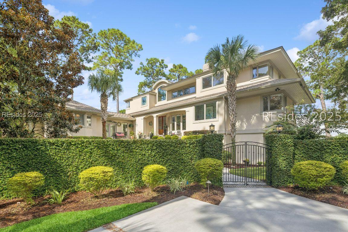11 Foot Point Rd., Hilton Head Island, SC 29928