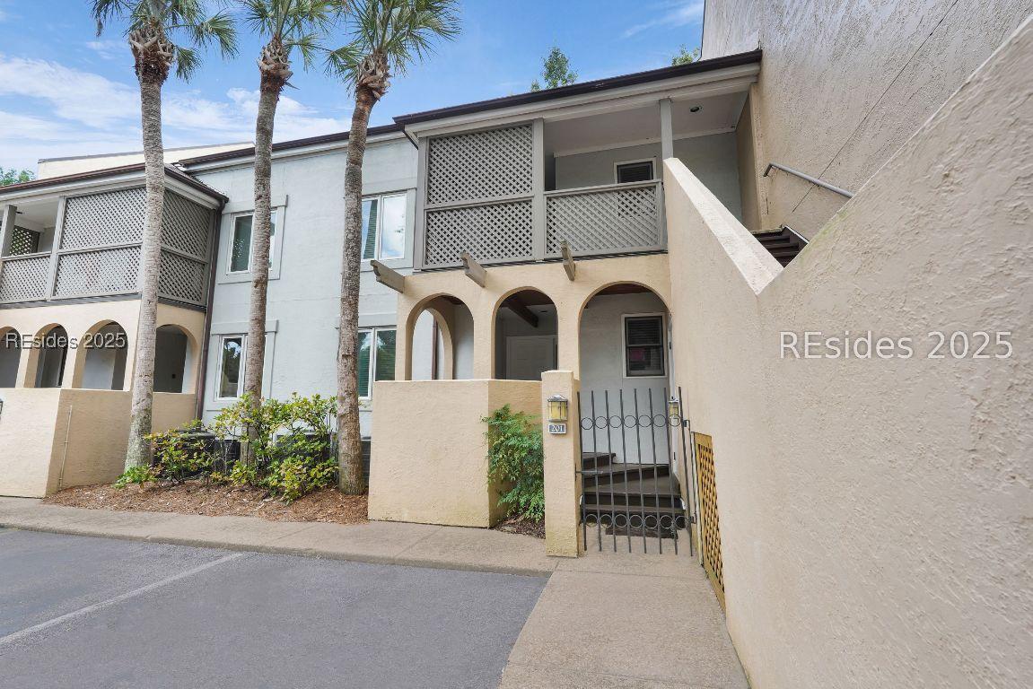 200 Colonnade Dr. #201, Hilton Head Island, SC 29928