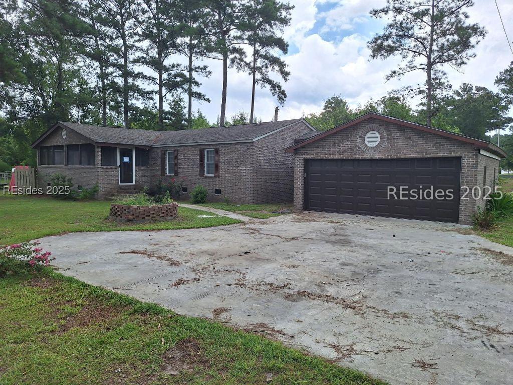 559 Rivers Hill Rd., Pineland, SC 29934