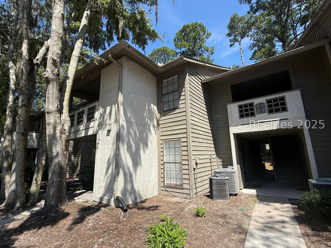 30 Mathews Dr. #709, Hilton Head Island, SC 29926