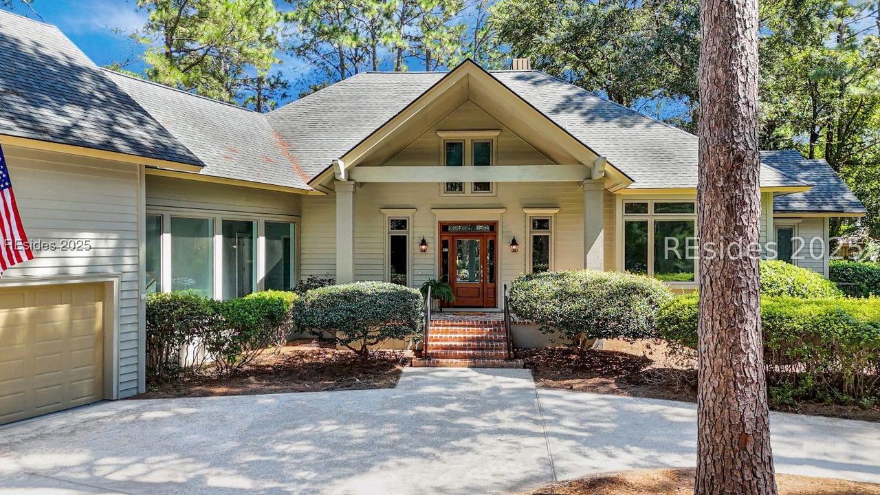 8 Long Leaf Ln., Hilton Head Island, SC 29926
