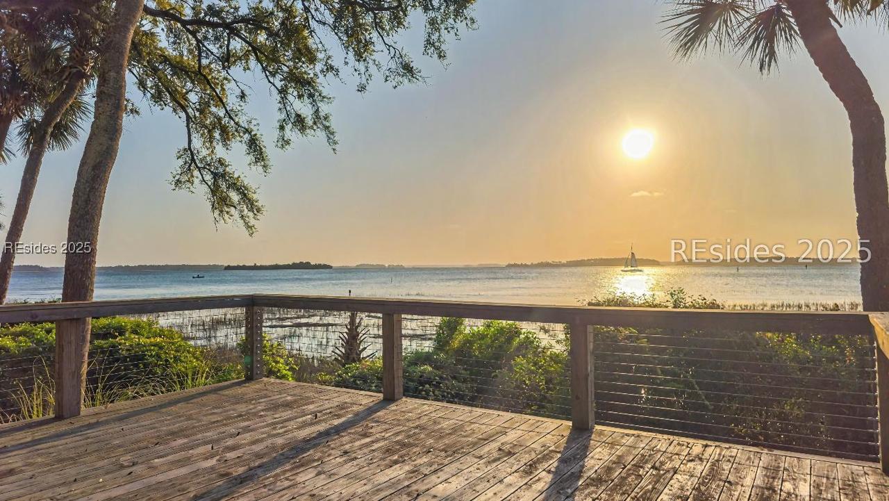 116 Crosstree Dr., Hilton Head Island, SC 29926
