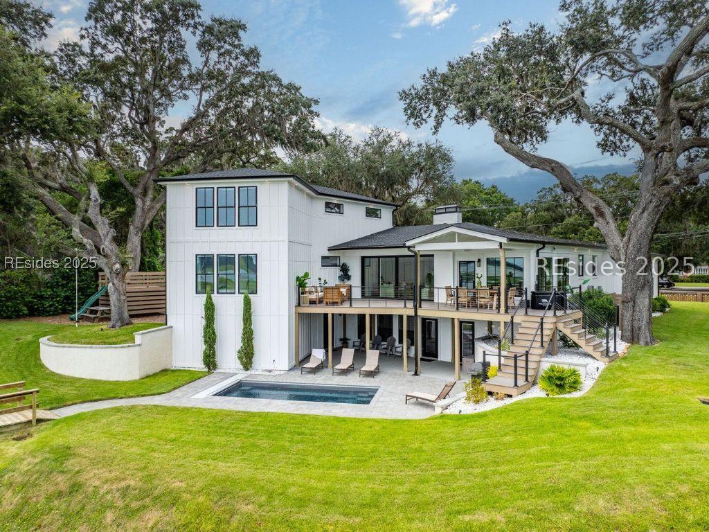 2102 Bay St., Beaufort, SC 29902