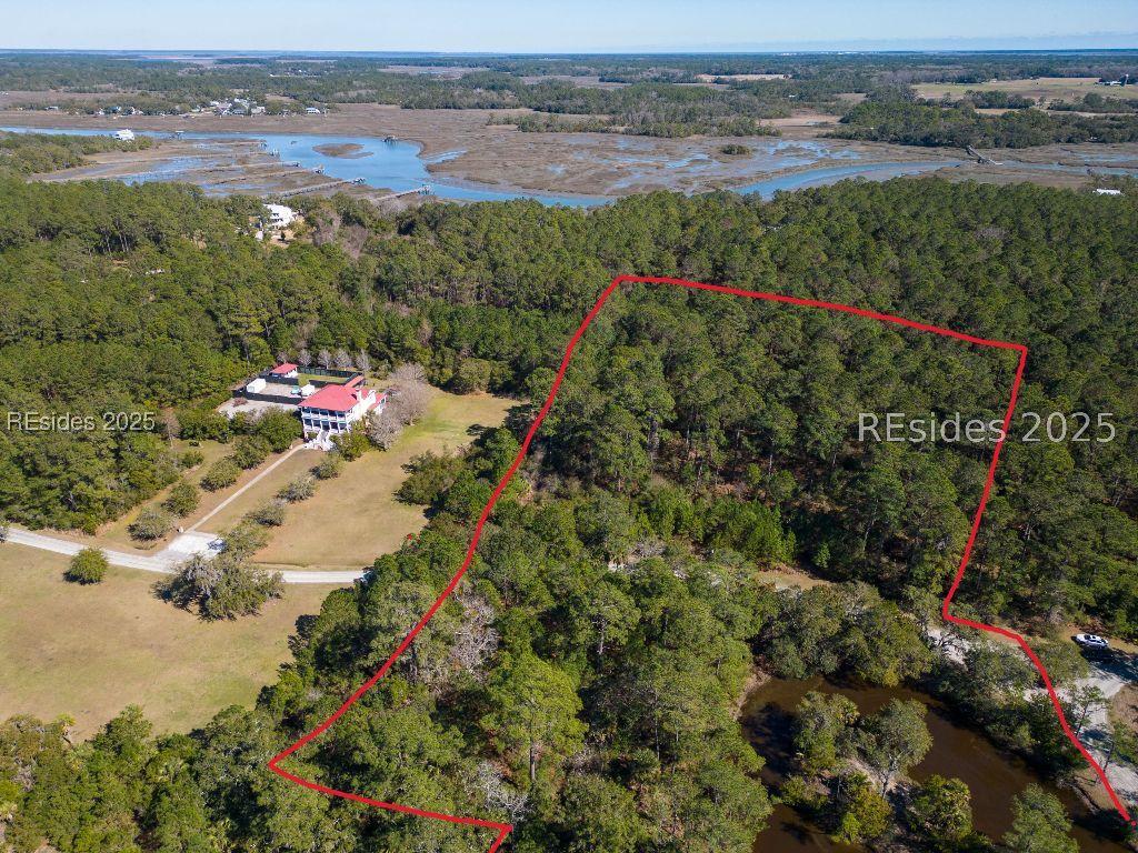 18 Net Weavers Pl., St Helena Island, SC 29920