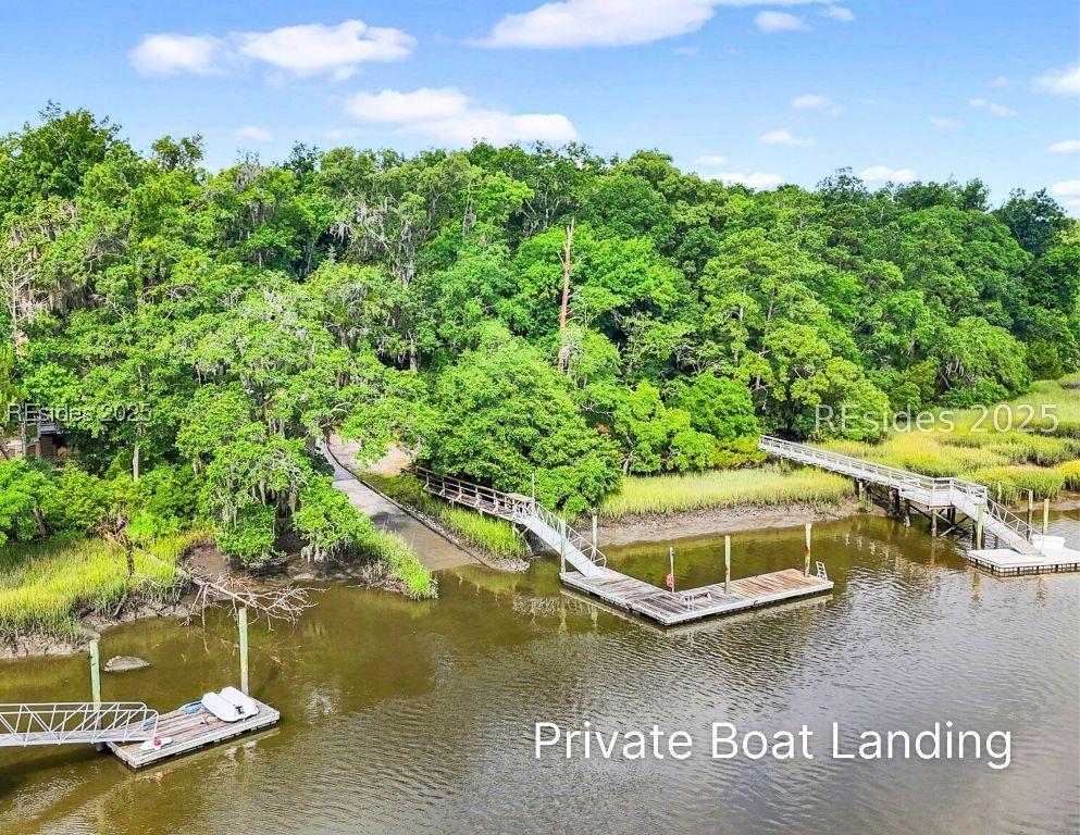 14 Blake Ln., Seabrook, SC 29940