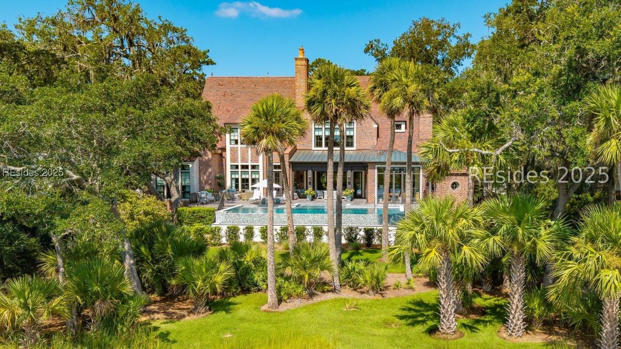 16 Hampton Ln., Bluffton, SC 29910
