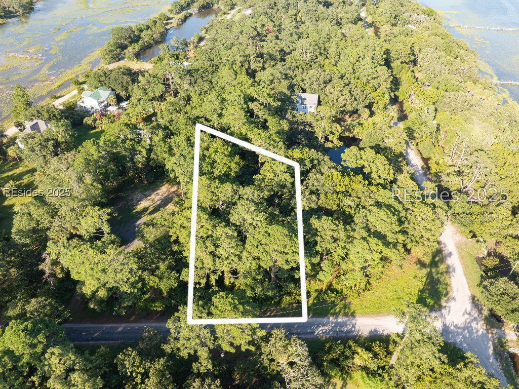 127 Horse Island Rd., St Helena Island, SC 29920