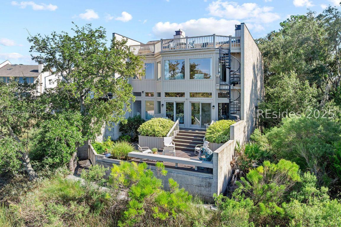 45 Oyster Landing Ln., Hilton Head Island, SC 29928