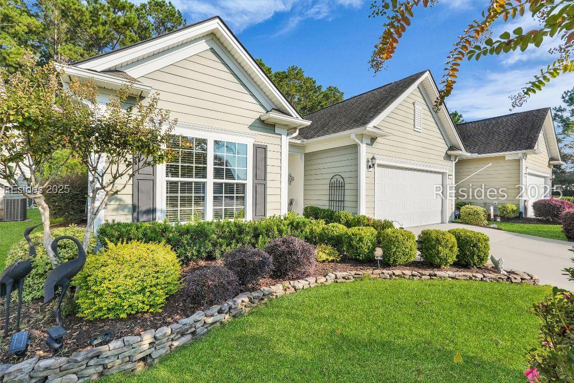 895 Knollwood Ct., Okatie, SC 29909