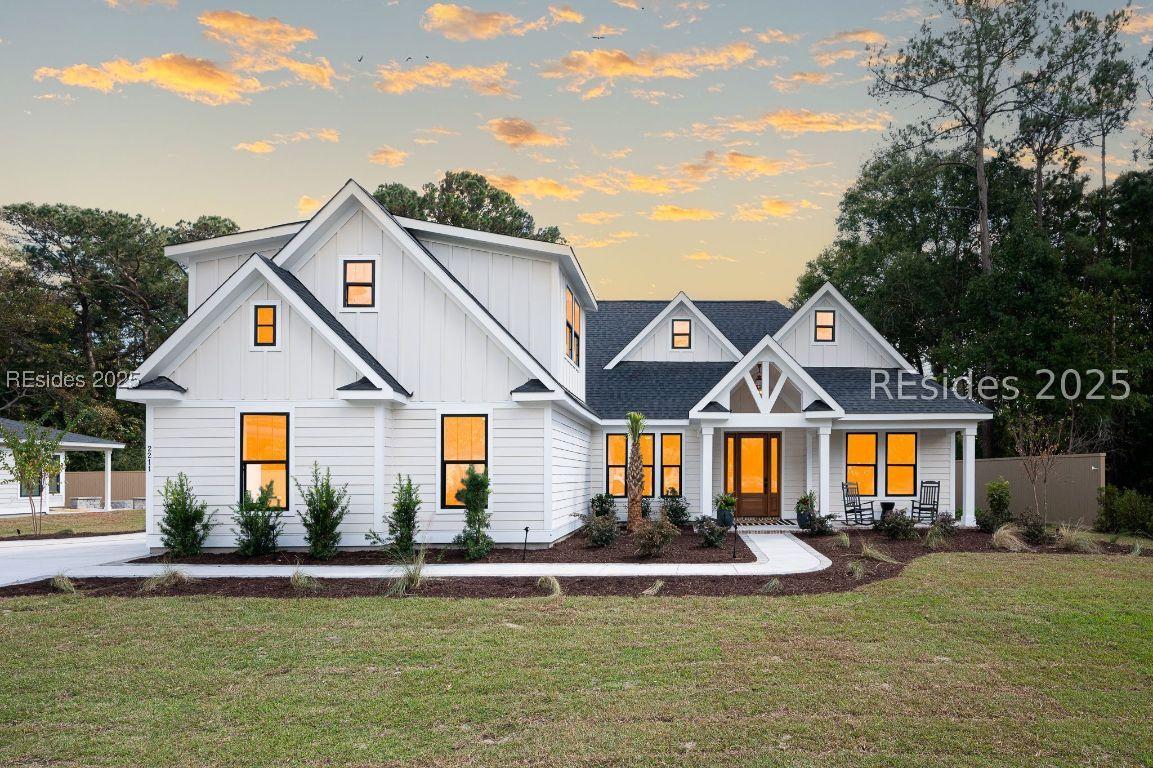 61 Tuscarora Ave., Beaufort, SC 29907