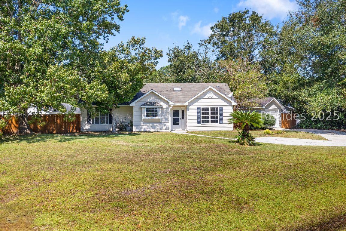 1 Irongate Dr., Beaufort, SC 29906