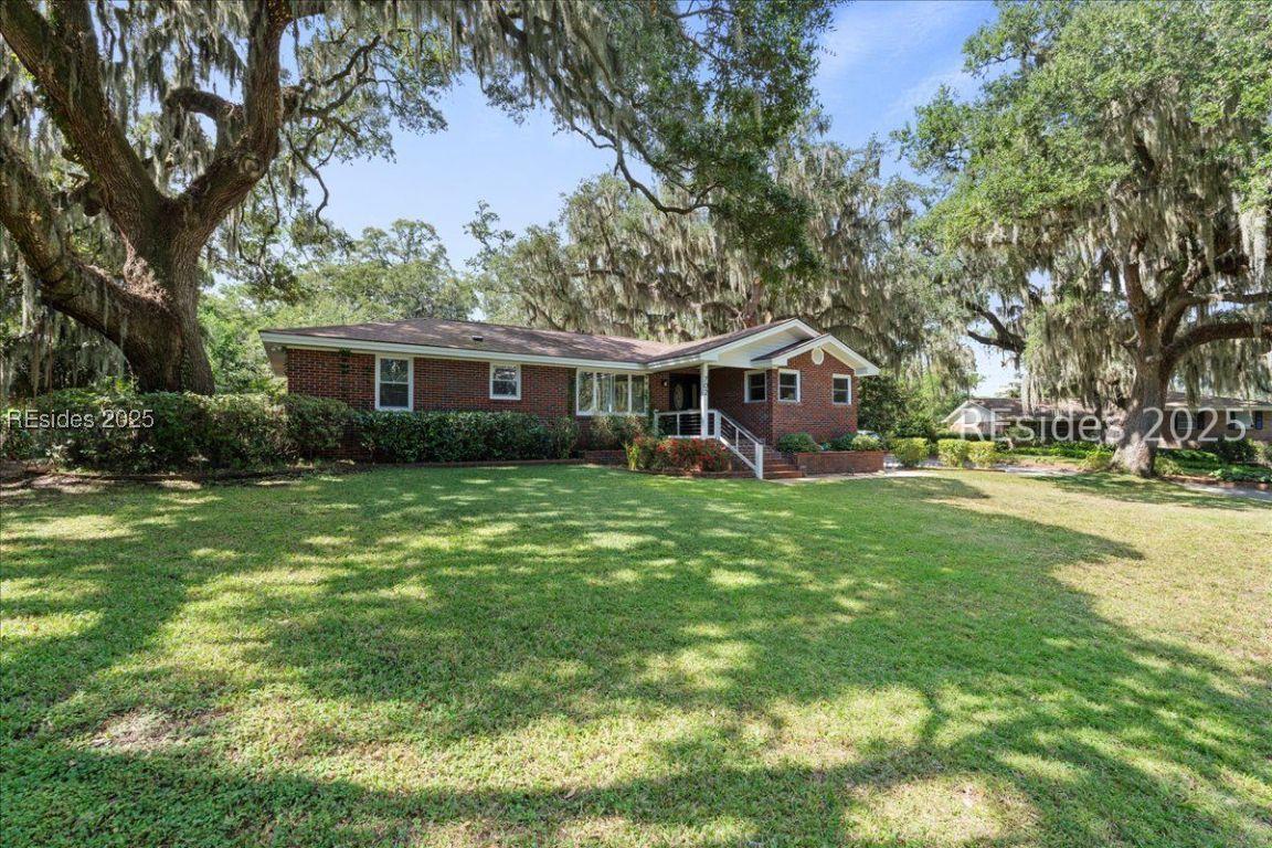 702 Center Dr., Beaufort, SC 29902