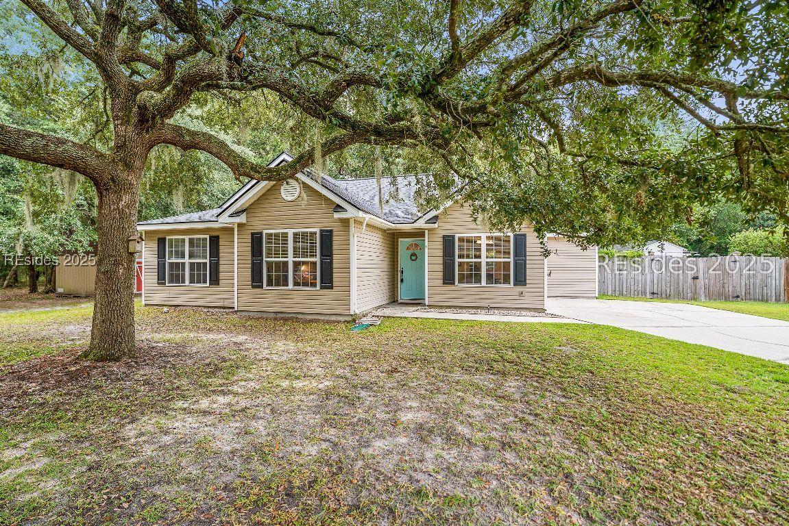 64 Southern Magnolia Dr., Beaufort, SC 29907