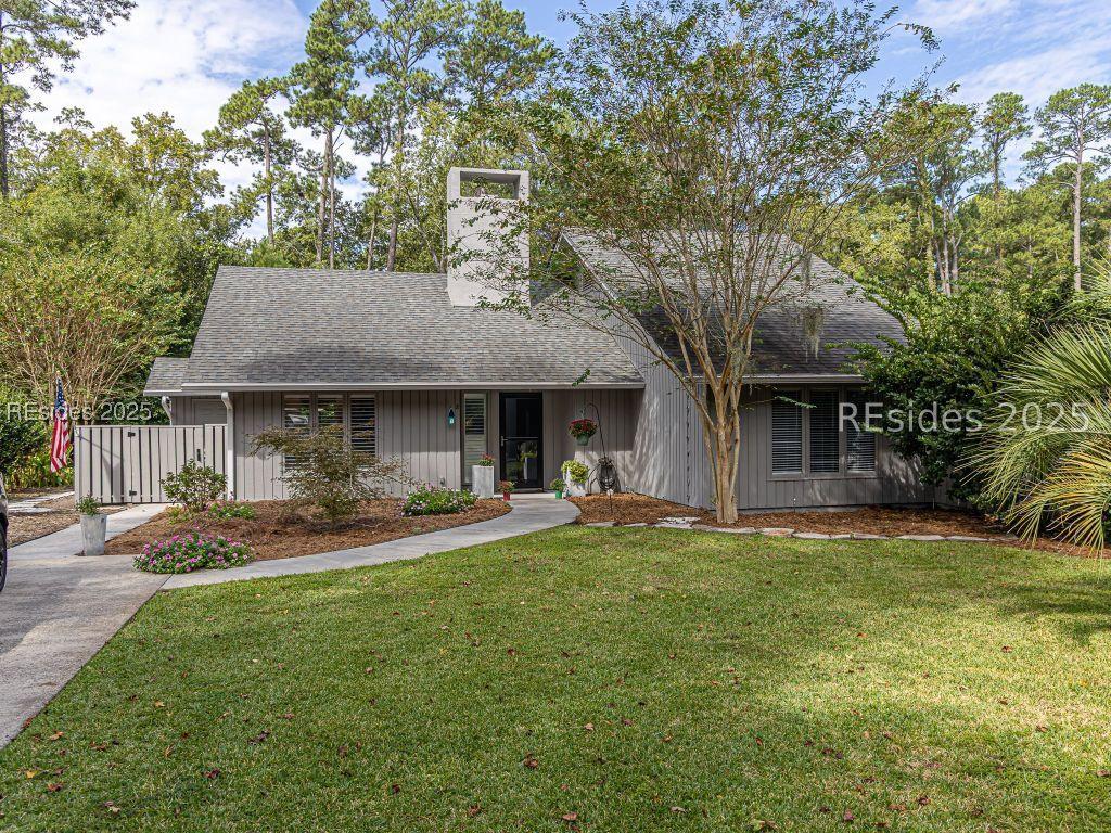 8 Chickadee Rd., Hilton Head Island, SC 29926