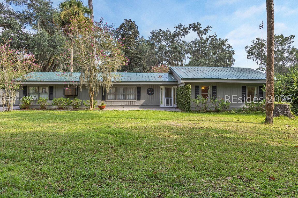 9 Palmetto Beach Dr., Bluffton, SC 29910