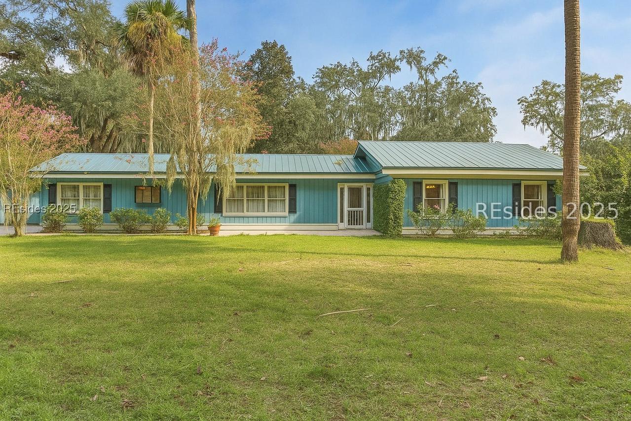 9 Palmetto Beach Dr., Bluffton, SC 29910