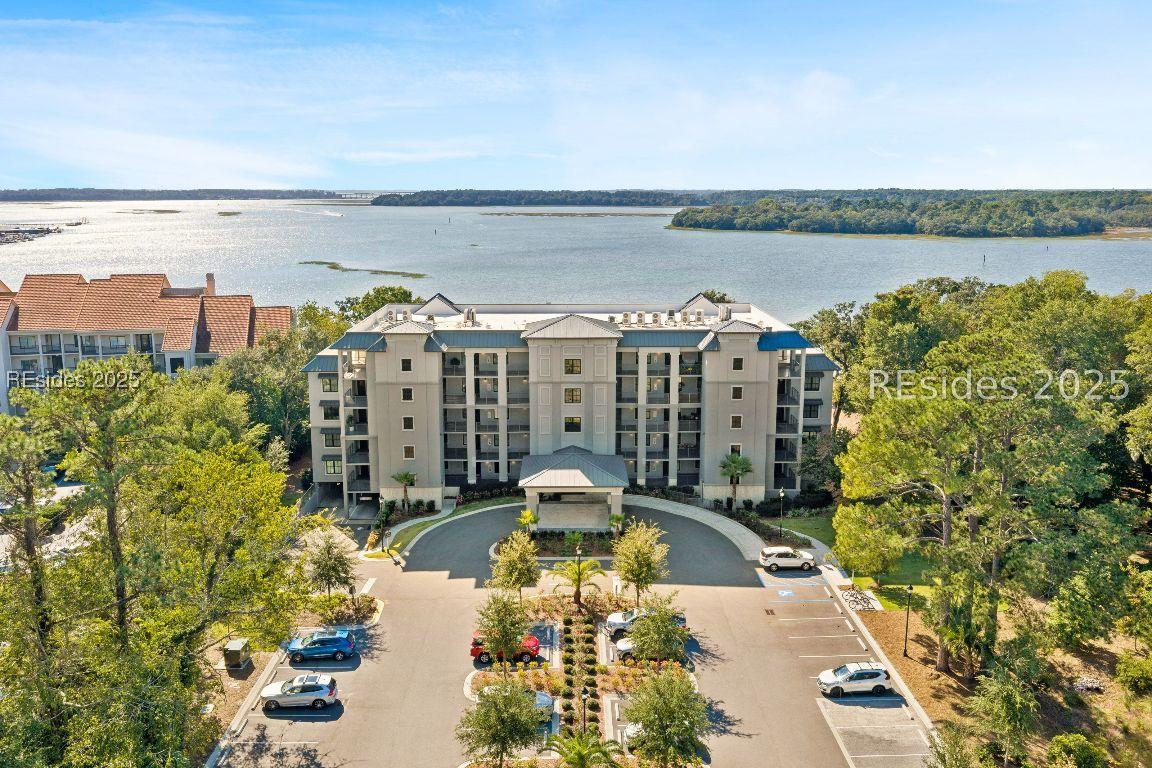 63 Skull Creek Dr. #303, Hilton Head Island, SC 29926