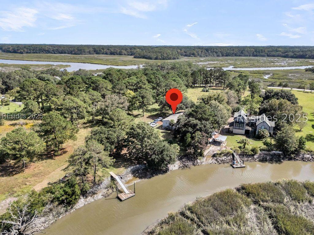 97 Rose Island Rd., St Helena Island, SC 29920