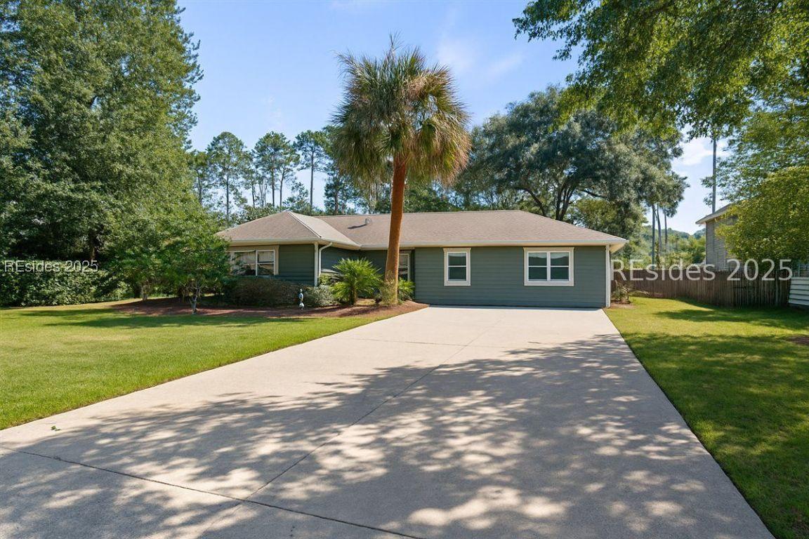 30 Sugaree Dr., Bluffton, SC 29910
