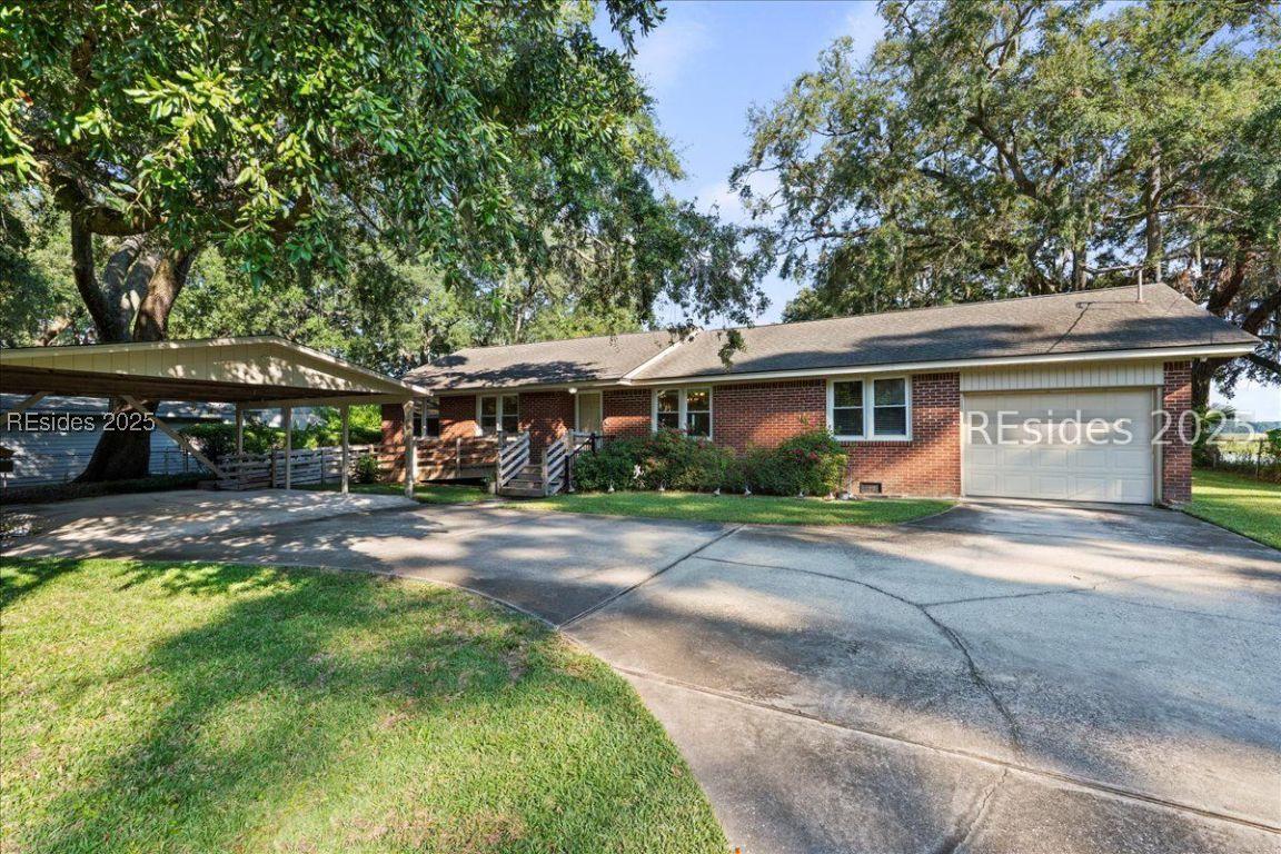 412 Broad River Dr., Beaufort, SC 29906