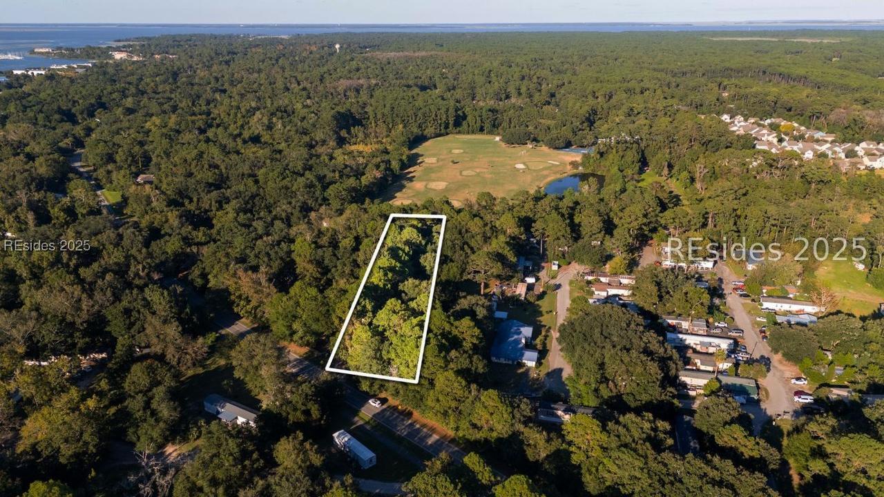 1 Farmers Club Dr., Hilton Head Island, SC 29926