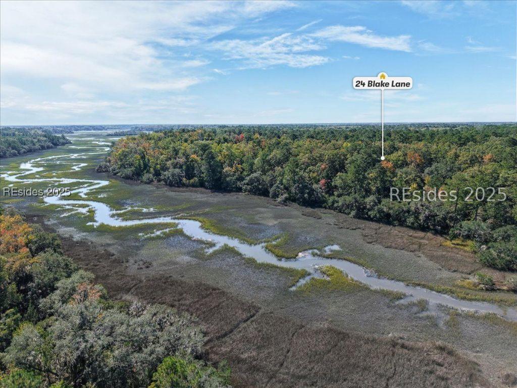 24 Blake Ln., Seabrook, SC 29940