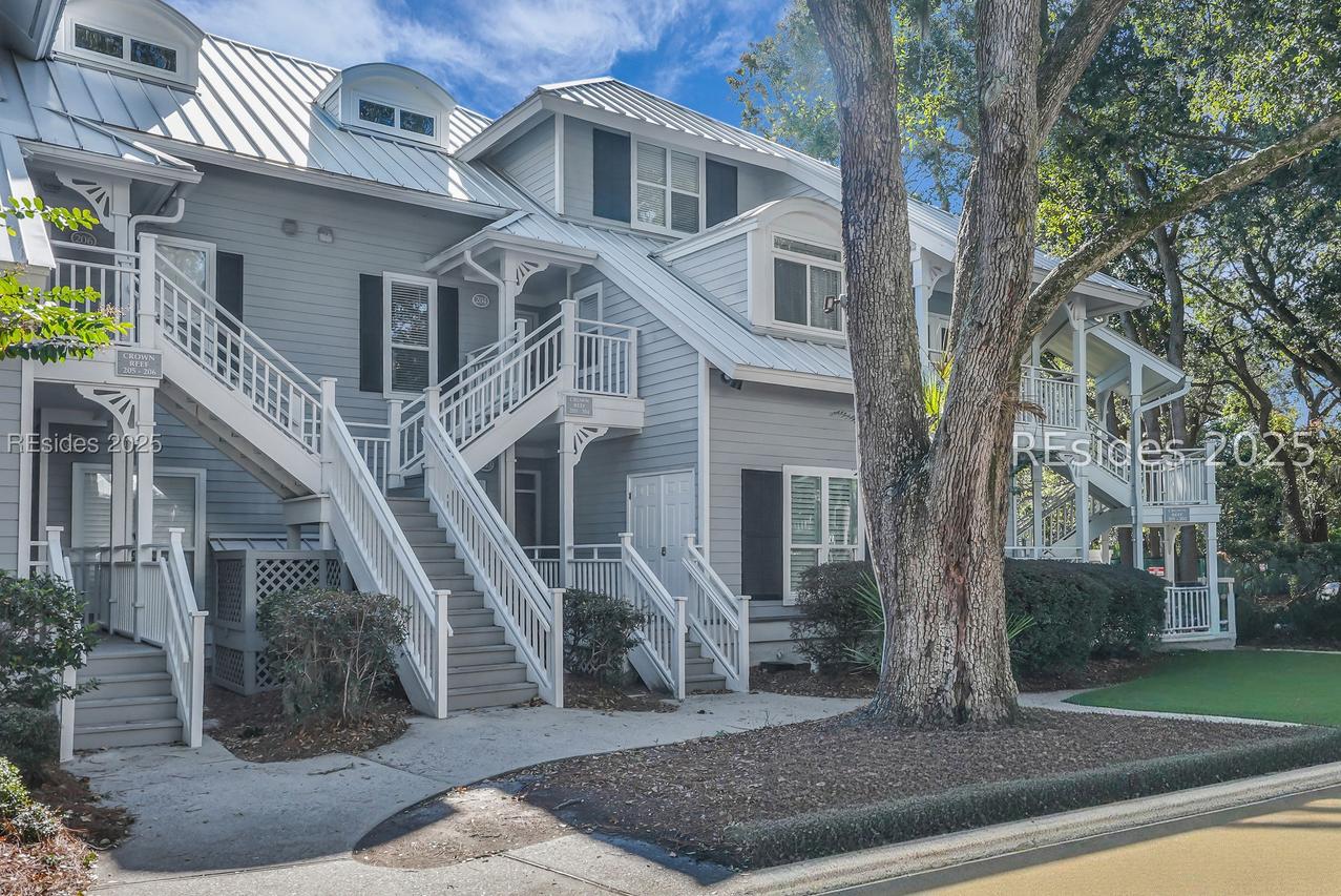 19 Wimbledon Ct. #203, Hilton Head Island, SC 29928