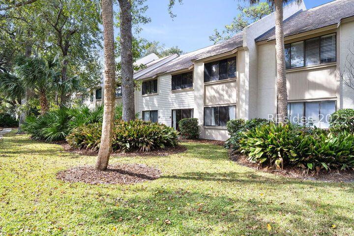 25 Deallyon Ave. #110, Hilton Head Island, SC 29928