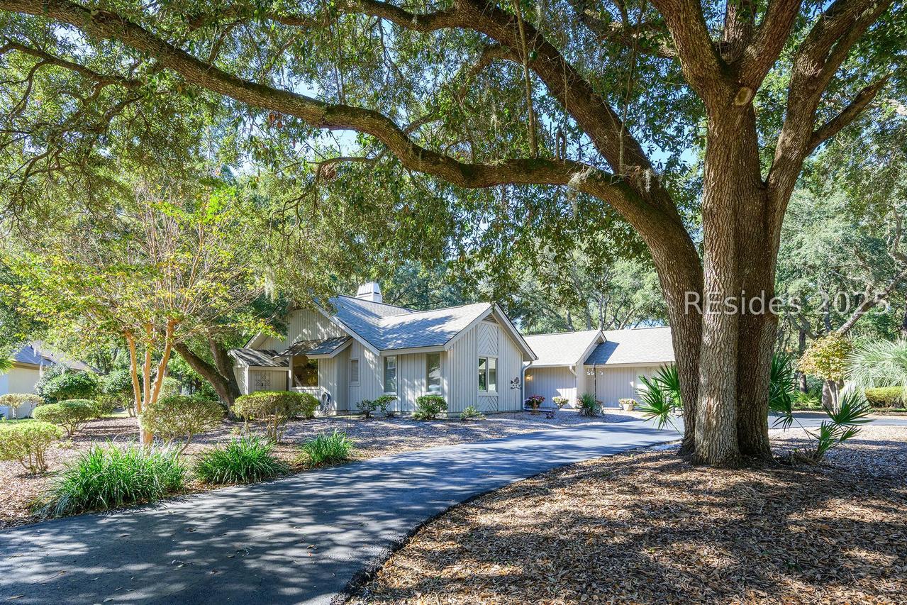 27 Barony Ln., Hilton Head Island, SC 29928