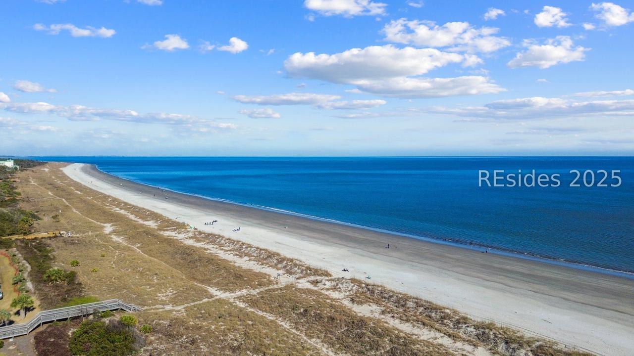 40 Folly Field Rd. #B205, Hilton Head Island, SC 29928