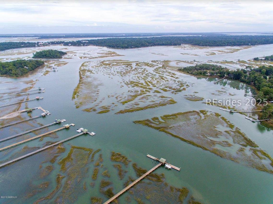 15 Petigru Dr., Beaufort, SC 29902