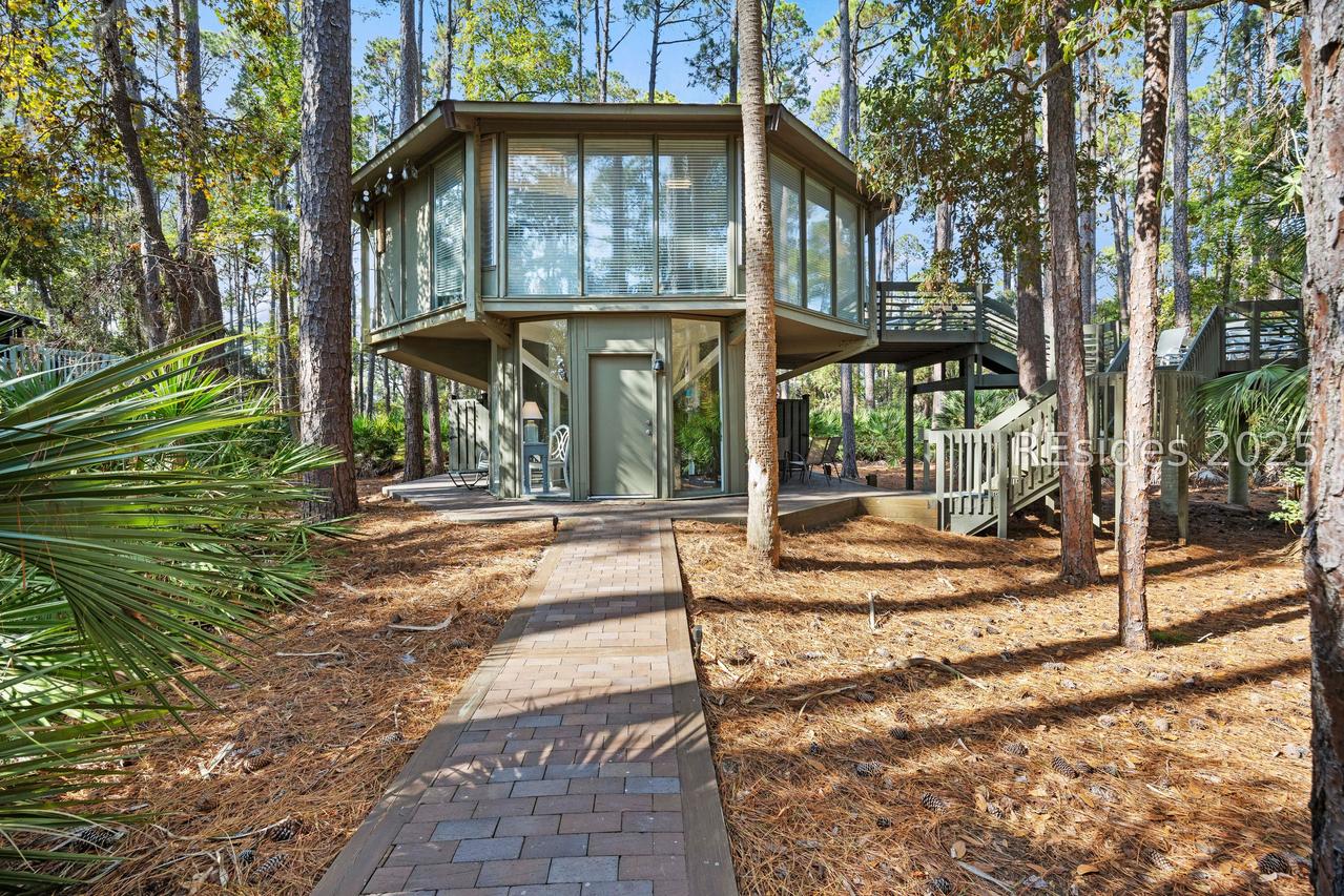 2052 Deer Island Rd., Hilton Head Island, SC 29928