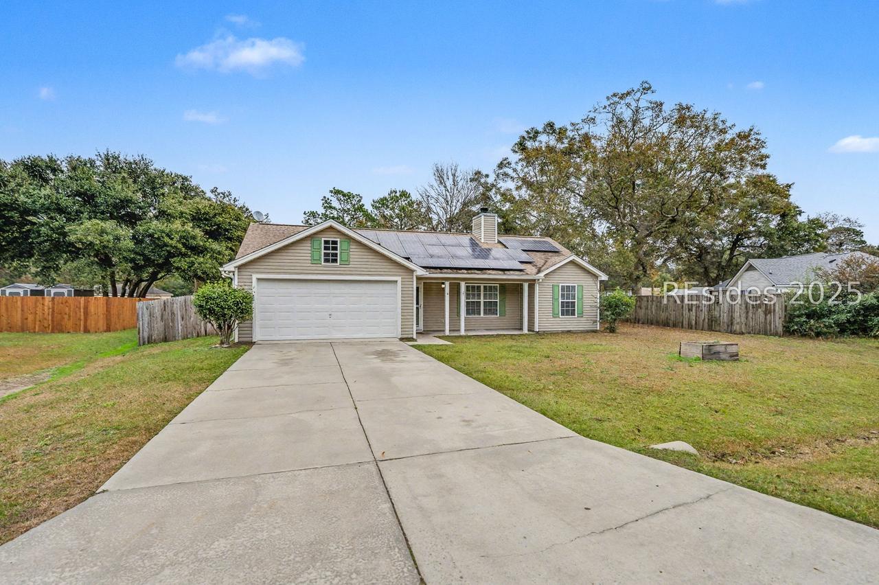 4 Shiney Leaf Ct., Ladys Island, SC 29907
