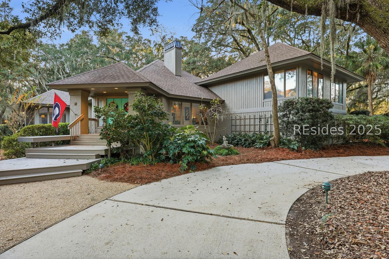 1 Oak Creek Dr., Hilton Head Island, SC 29928