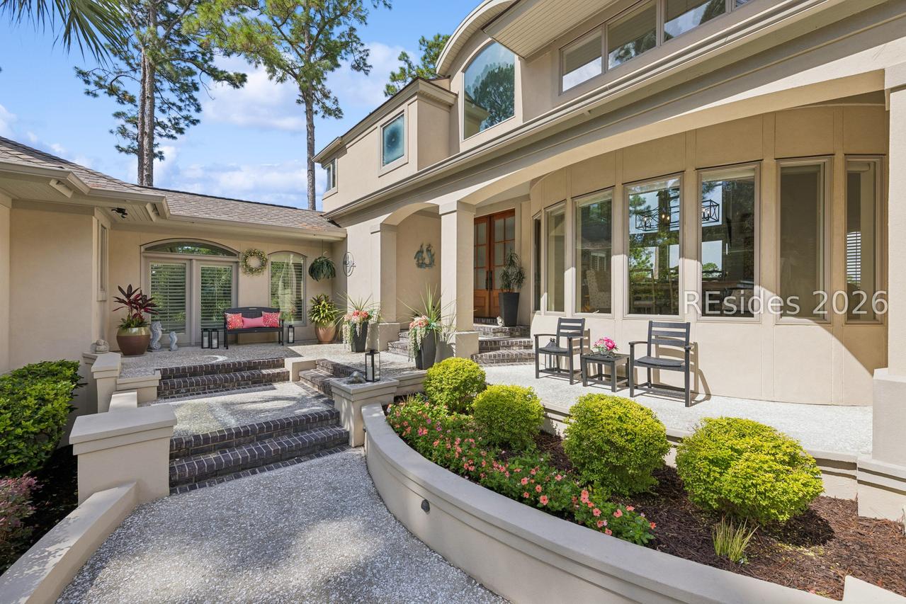 11 Foot Point Rd., Hilton Head Island, SC 29928