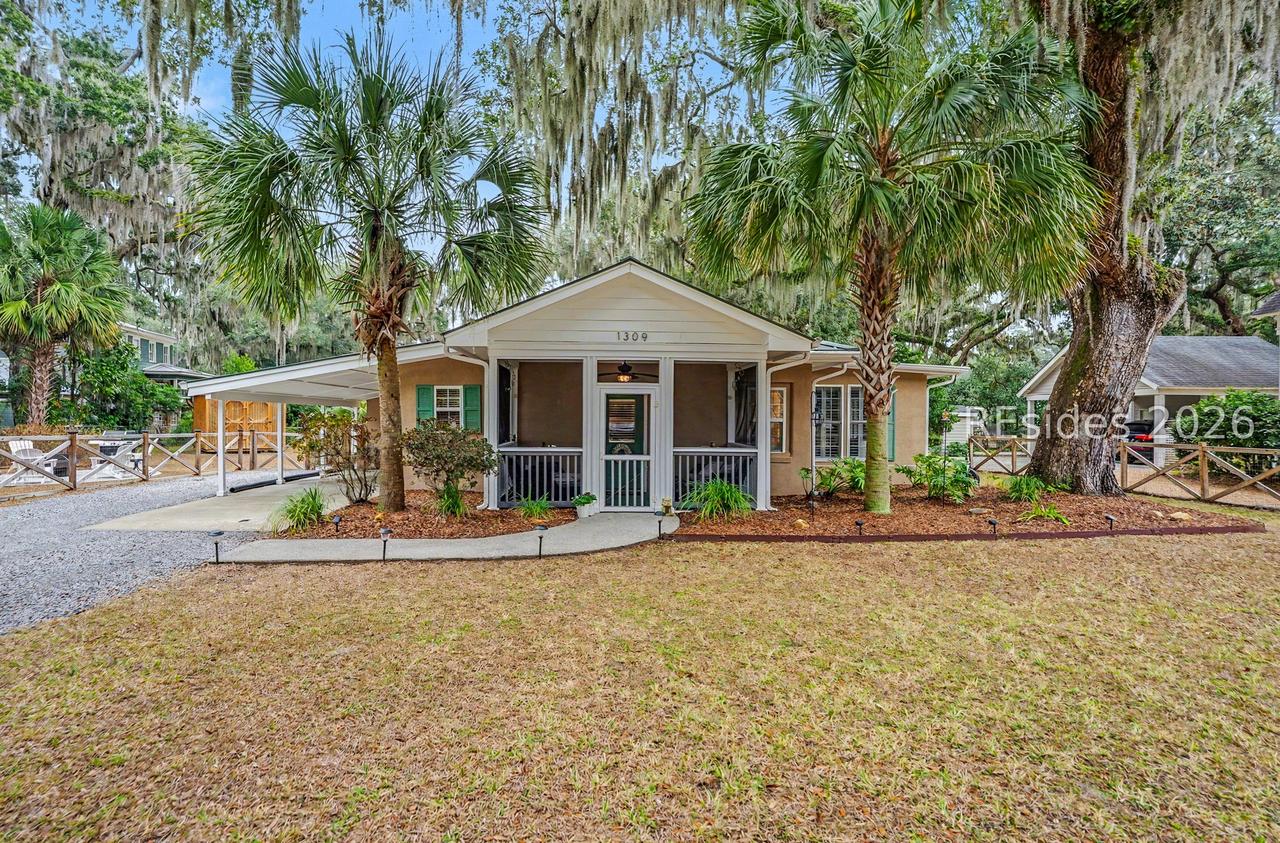 1309 Newcastle St., Beaufort, SC 29902