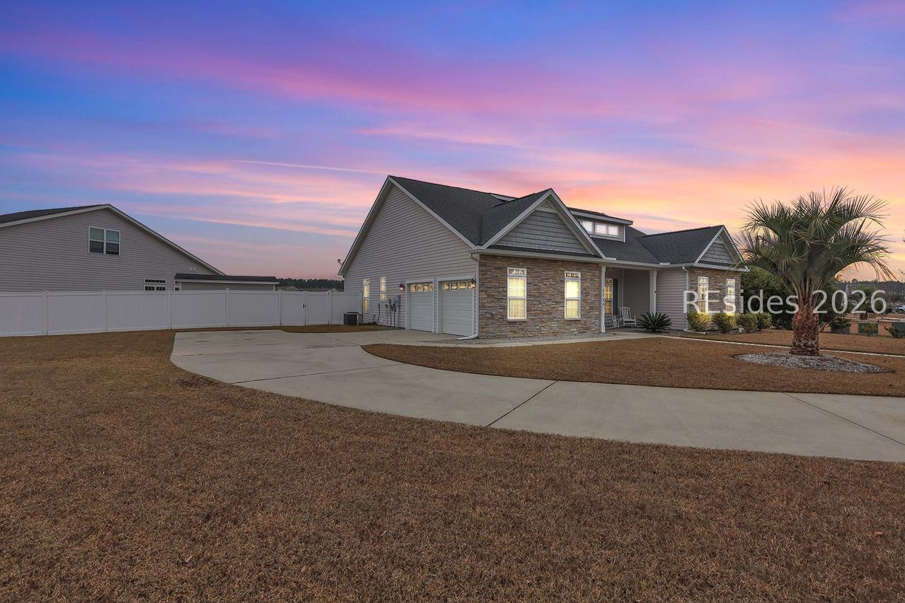 1169 Hearthstone Dr., Ridgeland, SC 29936