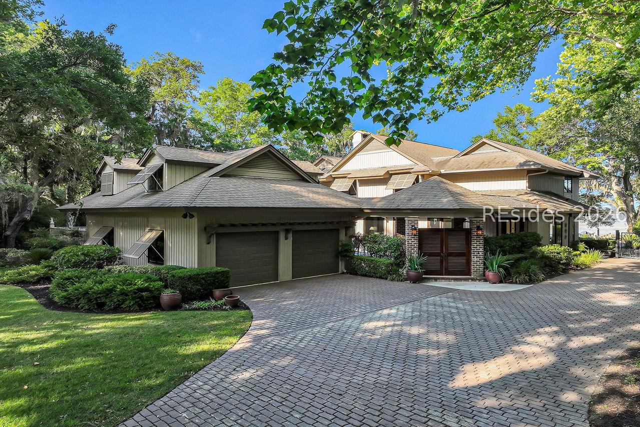 98 Toppin Dr., Hilton Head Island, SC 29926