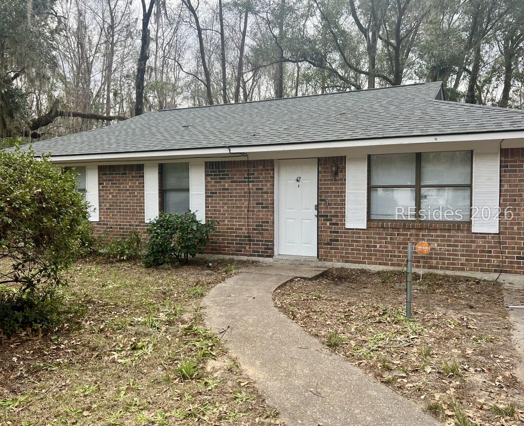 42 Roseida Rd., Beaufort, SC 29906